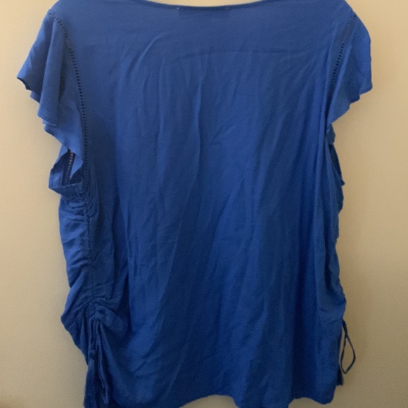 Blouse 👚 - Picture 5 of 5